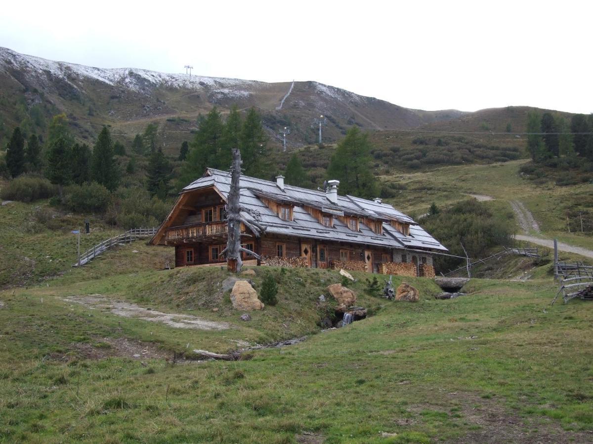 Auszeit Ferienhaus Fur 6 Personen ,Mit Grosser Terrasse Und Panoramablick, Turracher Hohe -A1 Haus 436 A Links- Buitenkant foto